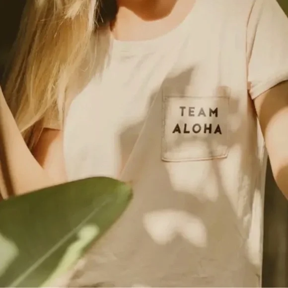 Guava Shop Team Aloha pocket tee - Picture 2 of 8